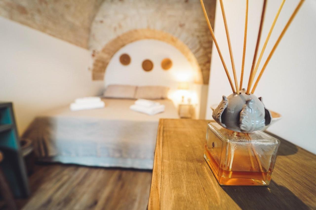 Trullo Syrah-Trulli Anti Charme & Relax Bed & Breakfast Alberobello Exterior foto