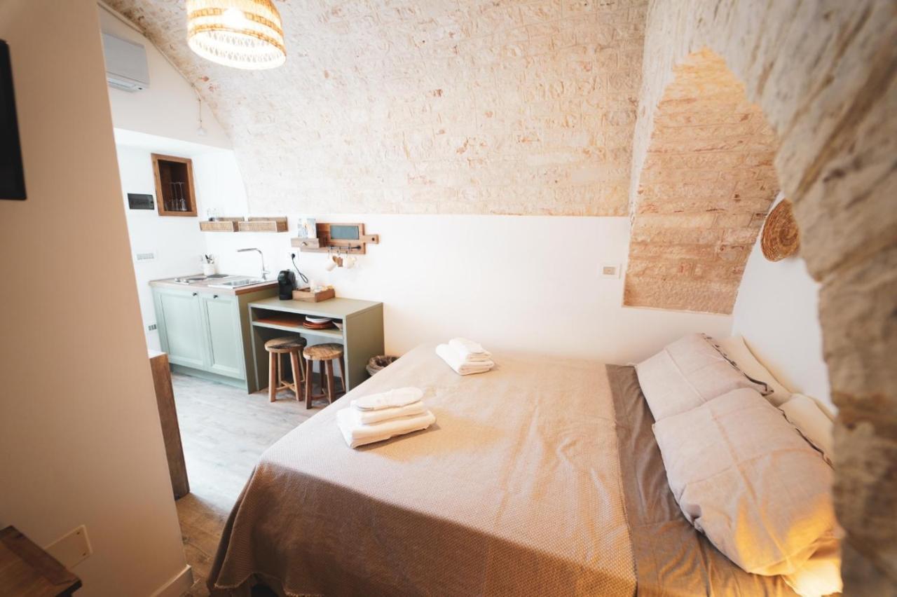 Trullo Syrah-Trulli Anti Charme & Relax Bed & Breakfast Alberobello Exterior foto