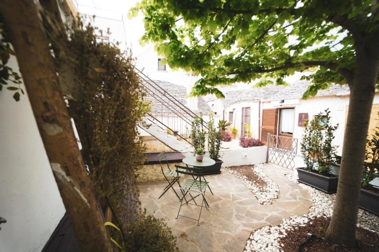 Trullo Syrah-Trulli Anti Charme & Relax Bed & Breakfast Alberobello Exterior foto